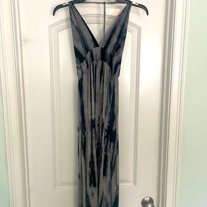 Maxi blue/gray tie-dye dress.